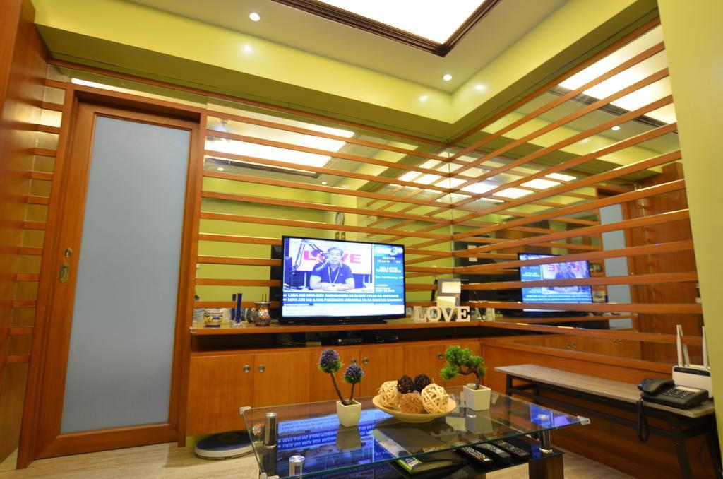 A Homey Place At Adriatico Manila Kültér fotó